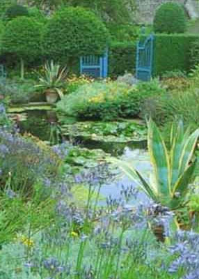 Hidcot Manor Garden