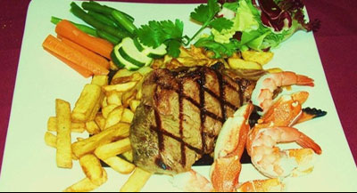 Eating at the OLd Staion Inn